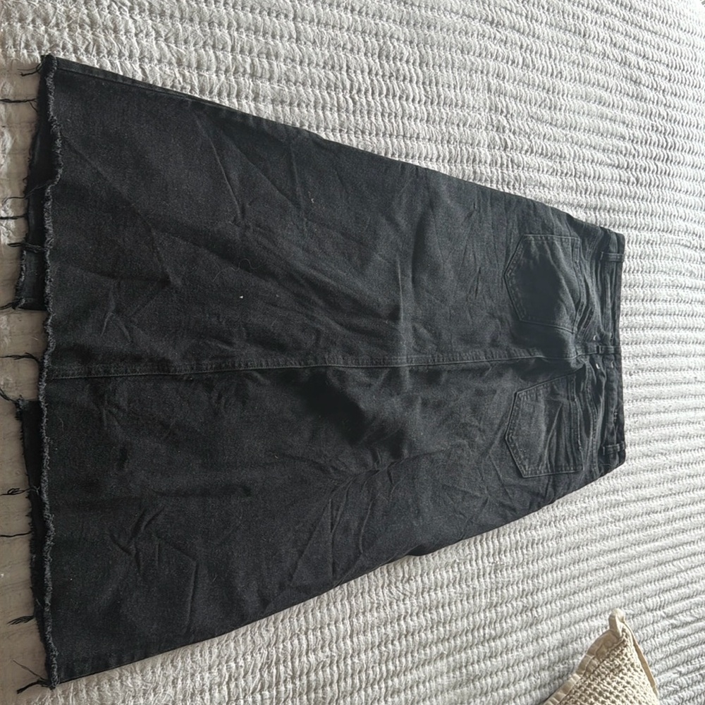 Habitual jean skirt mid length size 4/27